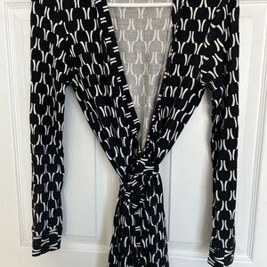 DVF Black Chain Print Jeanne Wrap Dress, Size 10